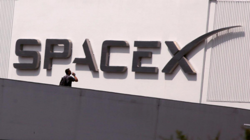 SpaceX заключила сделку с частным стартапом о доставке астронавтов на МКС